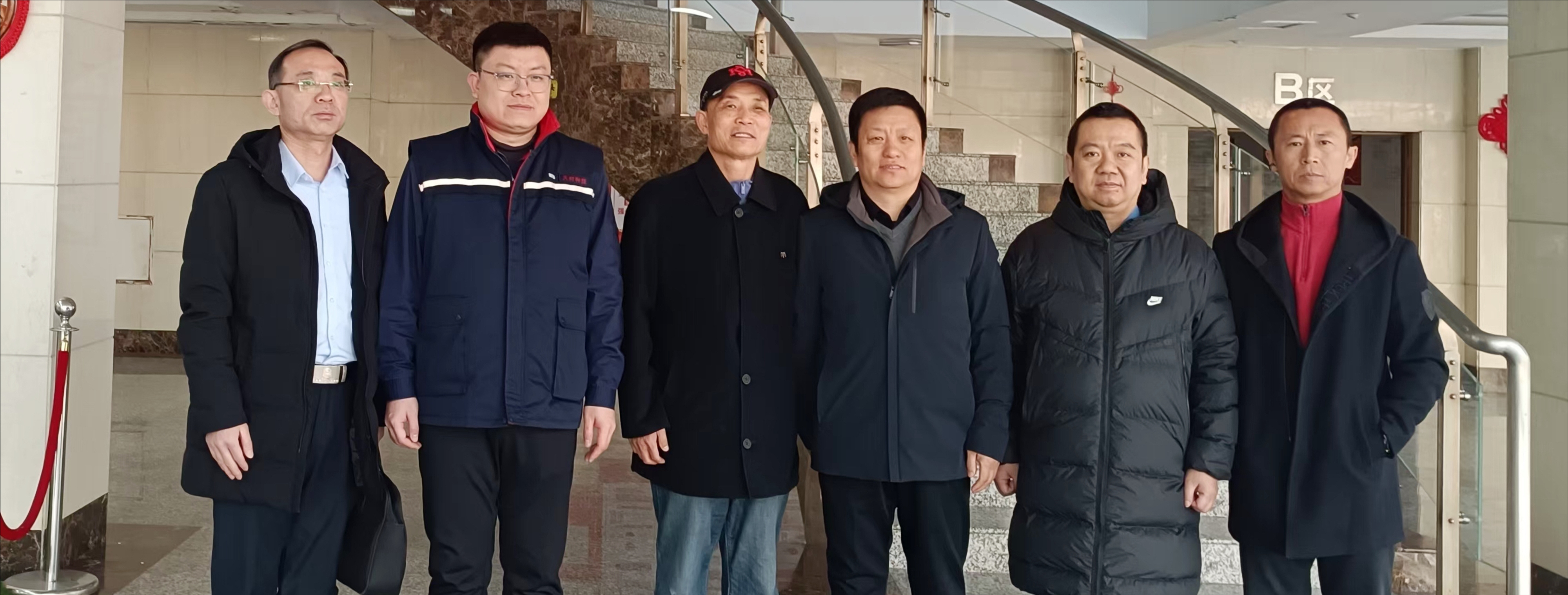 我会到天津市科技装备业商会研讨交流年度工作